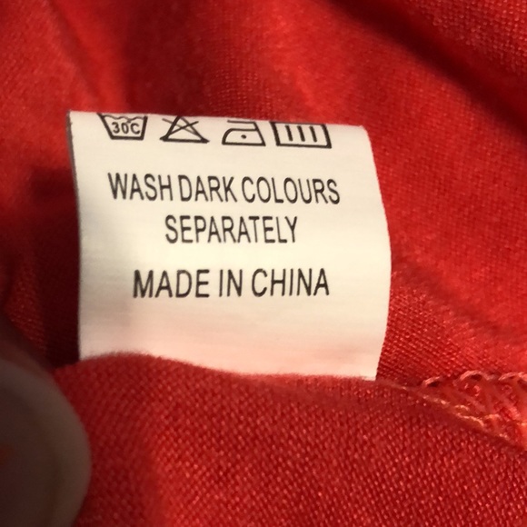 ‼️Clearance‼️ Arianna by Howard’s Red Tank size Large - Picture 11 of 11